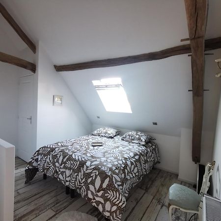 Bed and Breakfast Le P'Tit Coin Dans Les Vignes Restigné Exterior foto